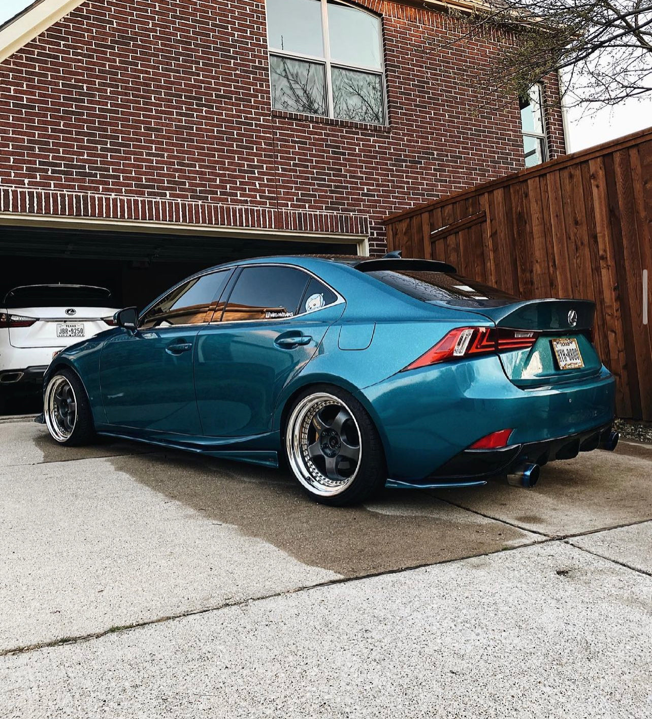 Lexus 3is Bella Duckbill trunk