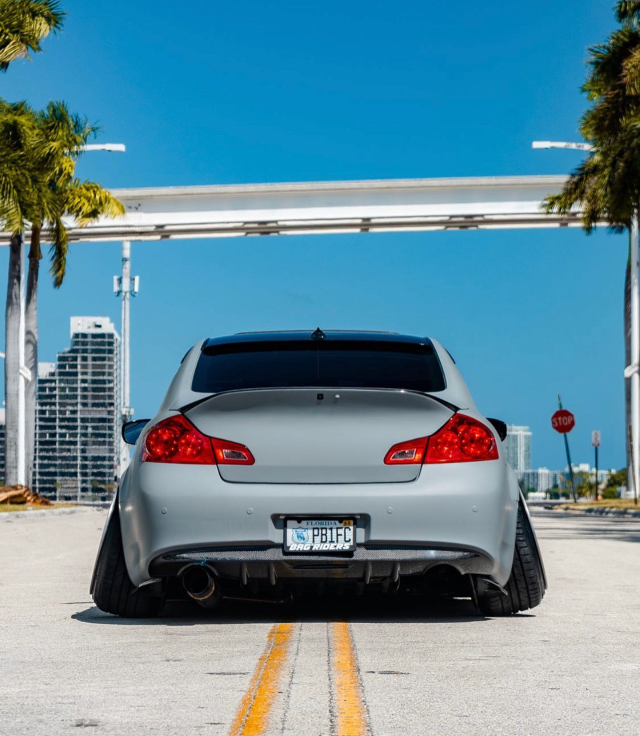 2007 + INFINITI G SEDAN BELLA DUCKBILL TRUNK