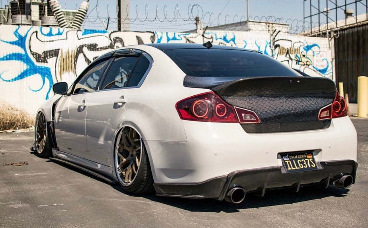 2007+ INFINITI CARBON FIBER SIDE SPLITTERS