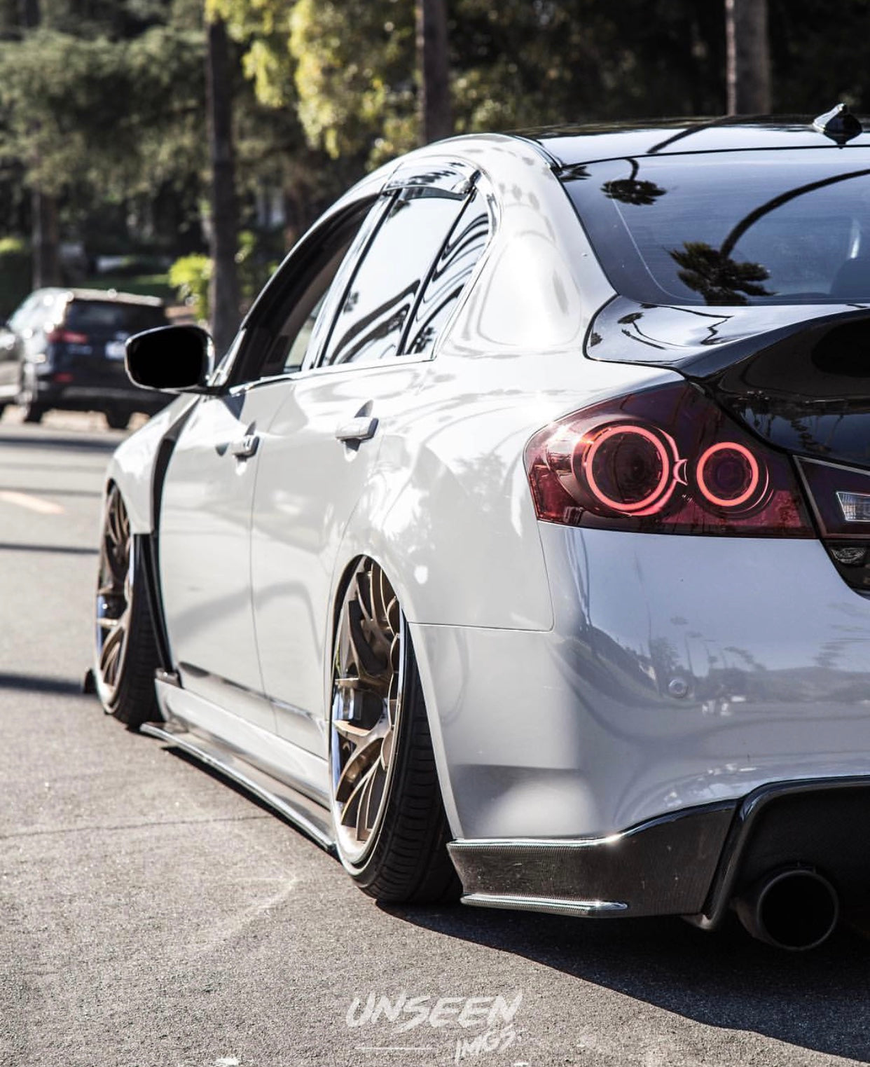 2007+ INFINITI CARBON FIBER SIDE SPLITTERS