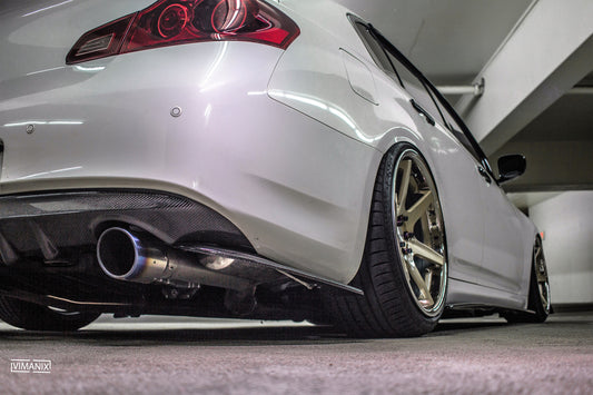 2010+ INFINITI  CARBON FIBER REAR SPATS/SPLITTERS